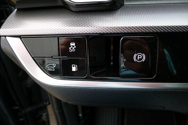 Kia Sportage 1.6 T-GDI PHEV AT Plug &amp; Ride AWD/Drive
