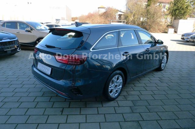 Kia CEED SW 1.0T 100 VIS KOMF+ / NAV