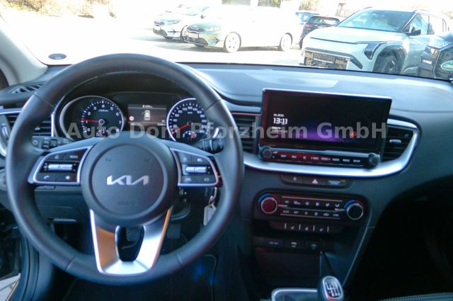 Kia CEED SW 1.0T 100 VIS KOMF+ / NAV