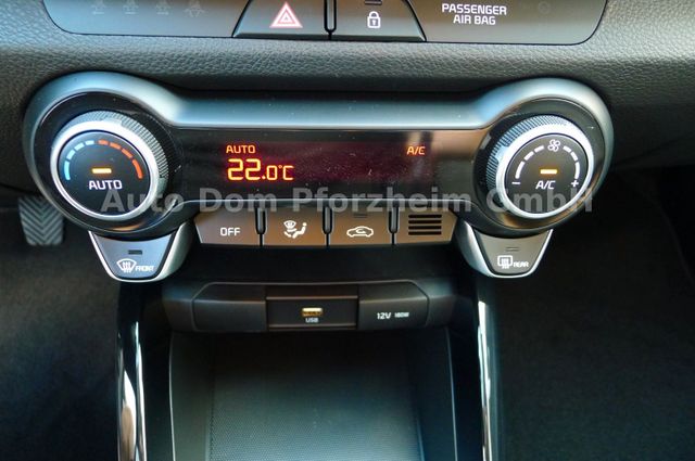 Kia Stonic 1,0T 100 Vision / LED