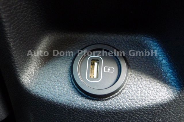 Kia Stonic 1,0T 100 Vision / LED