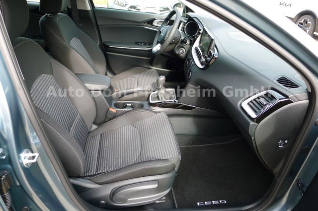 Kia Ceed 1.5T 140 Vision / Komfort+/ Navi