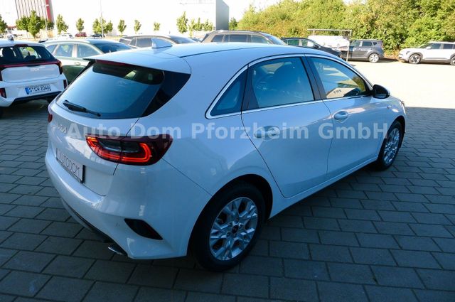 Kia Ceed 1.5T 140 Vision / Komfort+/ Navi