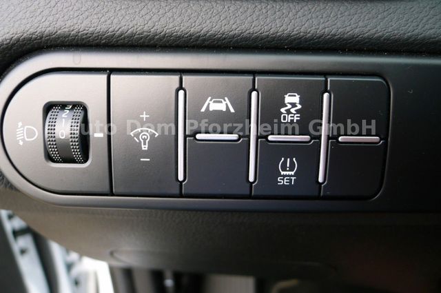 Kia XCeed 1.6T VISION DCT KOM+/NAVI/UVO