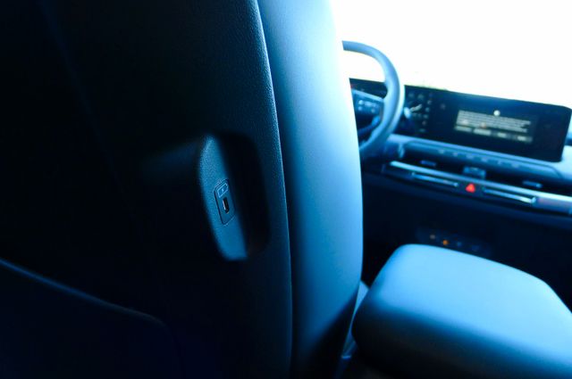 Kia EV3 58,3 KWH 150 KW EARTH WIC UPG DWP