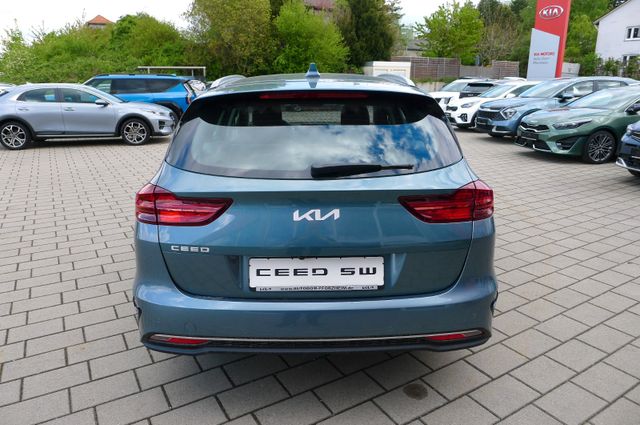 Kia Ceed SW 1.5T DCT Vision / Komfort+