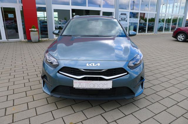 Kia Ceed SW 1.5T DCT Vision / Komfort+