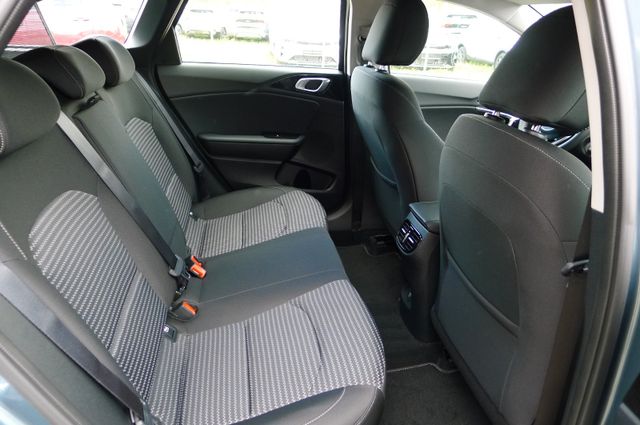 Kia Ceed SW 1.5T DCT Vision / Komfort+