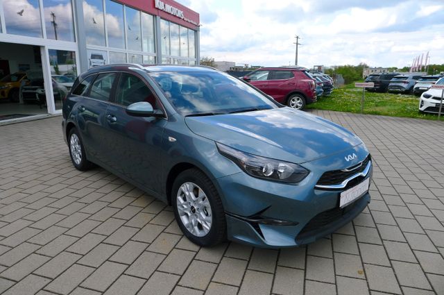 Kia Ceed SW 1.5T DCT Vision / Komfort+