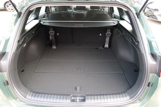 Kia Ceed SW 1.5T DCT Vision / Komfort+