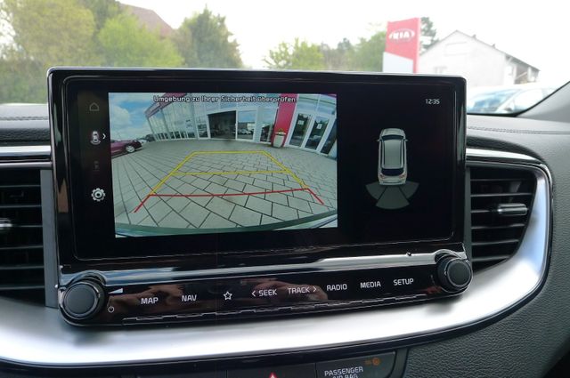 Kia Ceed SW 1.5T DCT Vision / Komfort+