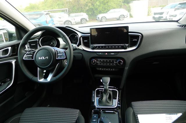 Kia Ceed SW 1.5T DCT Vision / Komfort+