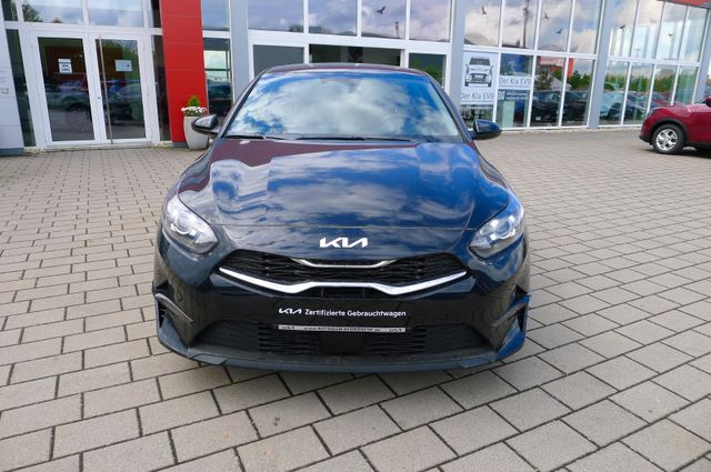Kia Ceed 1.5T DCT7 VISION NAVI/Kamera/UVO