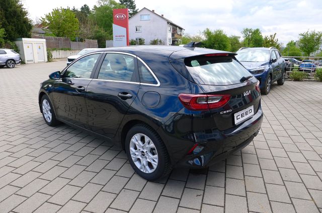 Kia Ceed 1.5T DCT7 VISION NAVI/Kamera/UVO
