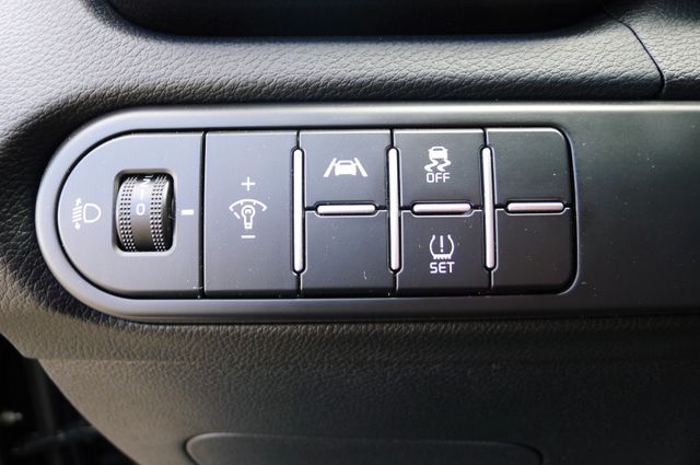 Kia Ceed 1.5T DCT7 VISION NAVI/Kamera/UVO