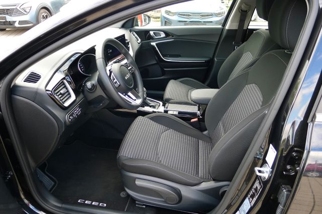 Kia Ceed 1.5T DCT7 VISION NAVI/Kamera/UVO