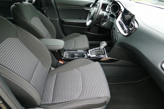 Kia Ceed SW 1.5 T-GDI 140 PS DCT Spirit