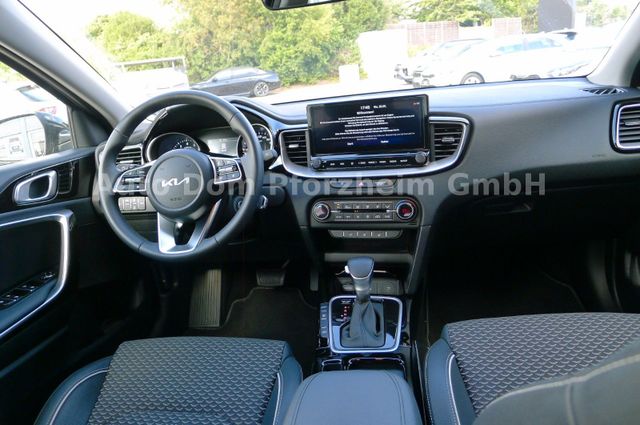 Kia XCeed 1.5 T-GDI DCT Vision + Komfort-Paket/NAVI