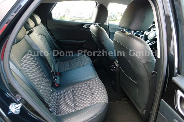 Kia XCeed 1.5 T-GDI DCT Vision + Komfort-Paket/NAVI