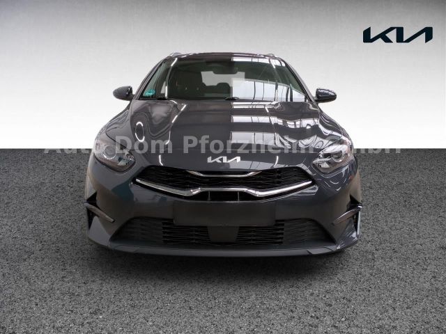 Kia Ceed SW 1.5T DCT Vision / Komfort+