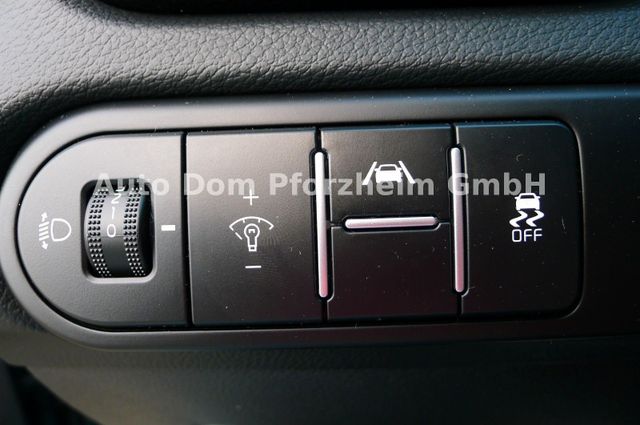 Kia CEED 1.5T 48V DCT 140 ULTIMATE/ STYLE /LED