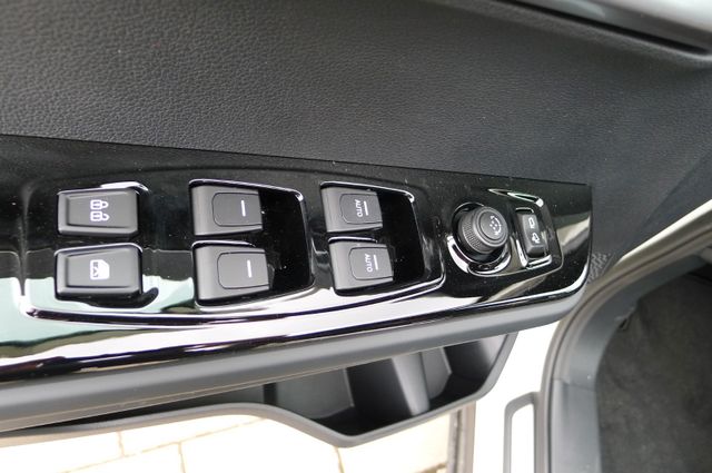 KGM Torres EVX 2WD LUX/ Wärmepumpe