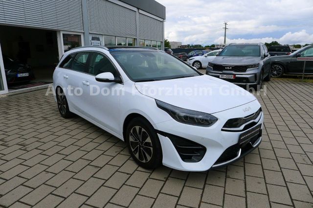 Kia CEED SW 1,6 PHEV DCT SPIRIT /Tech/Pano/Sitz-Pak