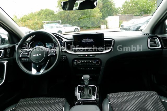 Kia CEED SW 1,6 PHEV DCT SPIRIT /Tech/Pano/Sitz-Pak