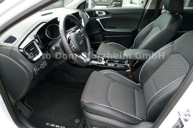 Kia CEED SW 1,6 PHEV DCT SPIRIT /Tech/Pano/Sitz-Pak
