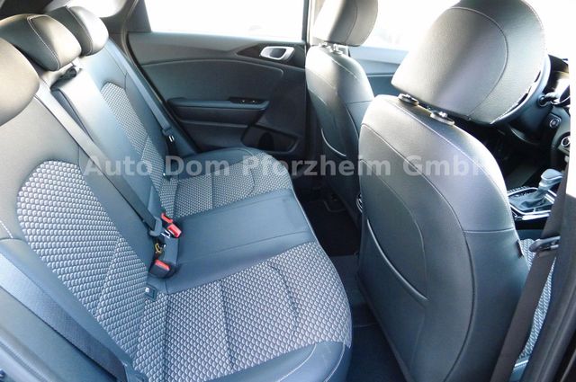 Kia Ceed 1.5 T-GDI DCT Spirit/Technologie/Pano/Leder