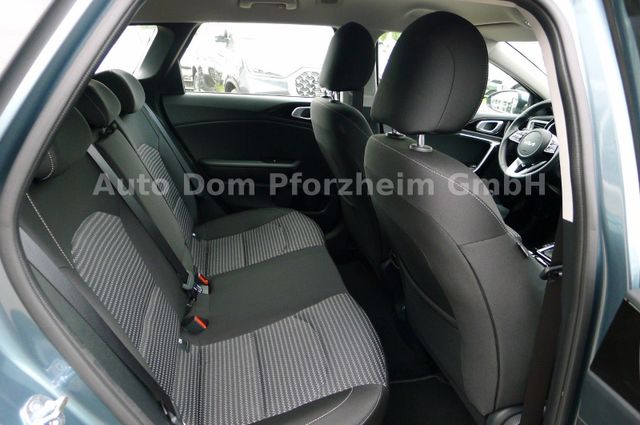 Kia Ceed SW 1.5T DCT Vision / Komfort+