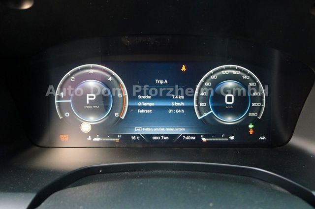 KGM REXTON 2,2 D LUX/AWD/AT/5 Sitz/AHK