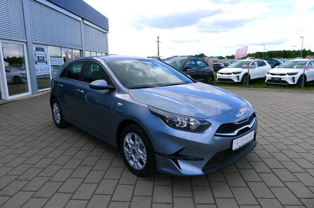 Kia Ceed 1.5T DCT 140 Vision / Komfort+/ Navi