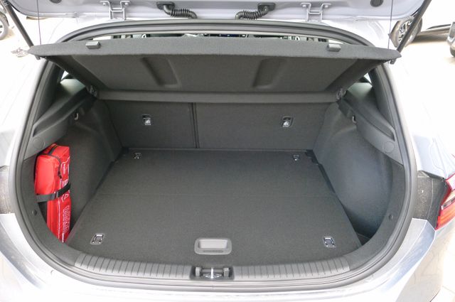 Kia Ceed 1.5T DCT 140 Vision / Komfort+/ Navi