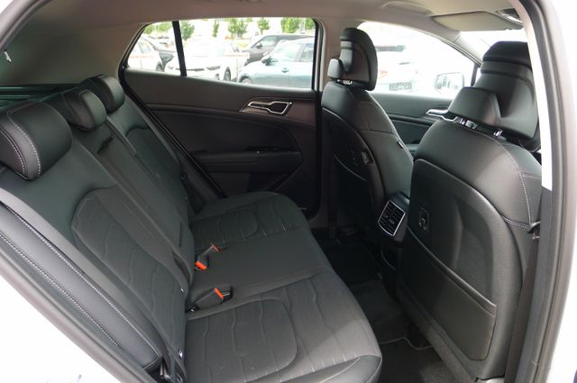 Kia Sportage 1.6 T-GDI DCT /Spirit/DriveWise Park +