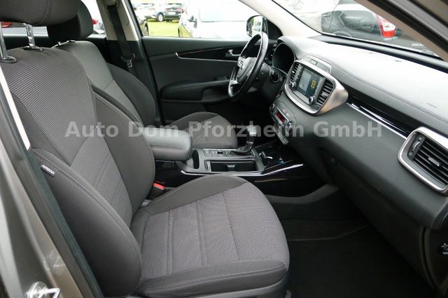 Kia Sorento 2,2D AT Vision 4WD/Navi/AHK