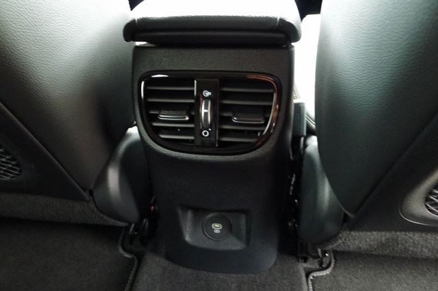 Kia CEED SW 1,6 PHEV DCT/Platinum Edition