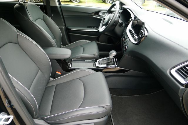 Kia CEED SW 1,6 PHEV DCT/Platinum Edition