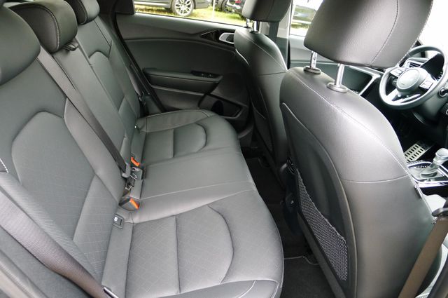Kia CEED SW 1,6 PHEV DCT/Platinum Edition