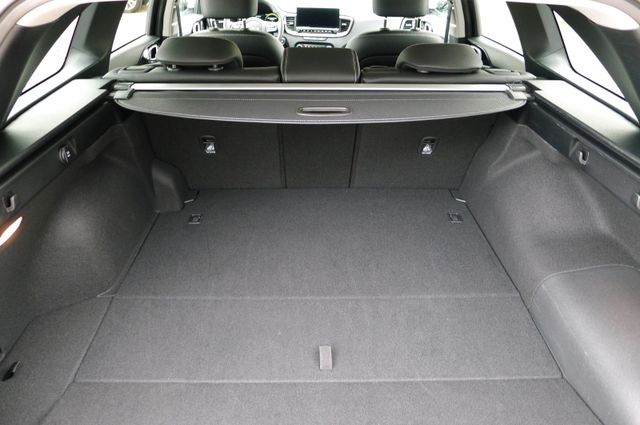 Kia CEED SW 1,6 PHEV DCT/Platinum Edition