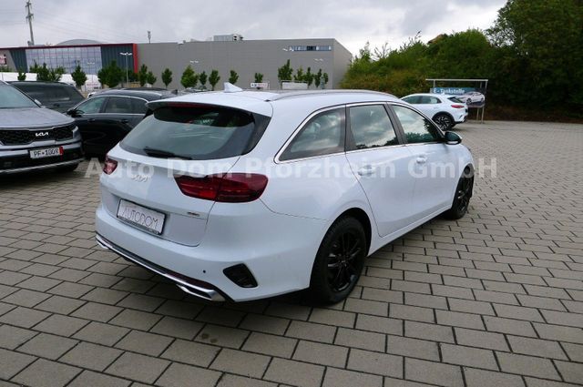 Kia CEED SW 1,6 PHEV DCT SPIRIT /Tech/Pano/Sitz-Pak