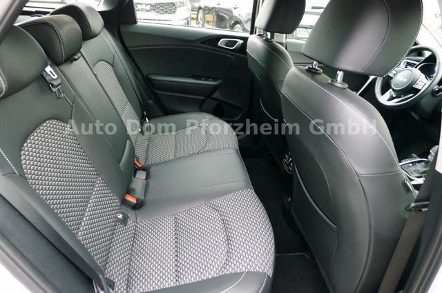 Kia CEED SW 1,6 PHEV DCT SPIRIT /Tech/Pano/Sitz-Pak