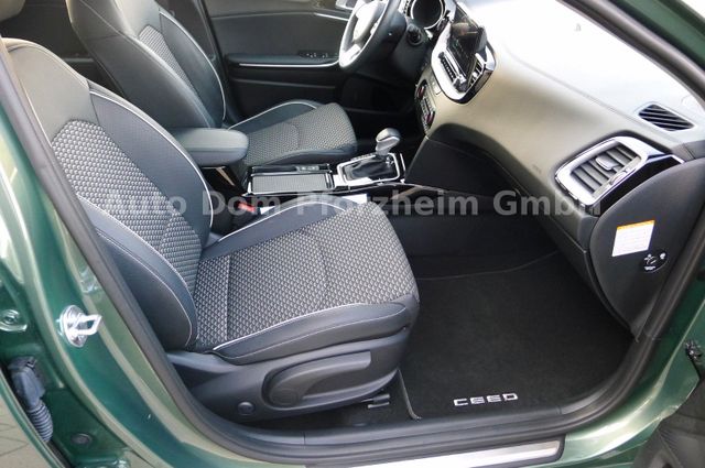 Kia CEED SW 1,6 PHEV DCT SPIRIT /Tech/Sitz-Paket/UVO