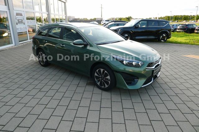 Kia CEED SW 1,6 PHEV DCT SPIRIT /Tech/Sitz-Paket/UVO