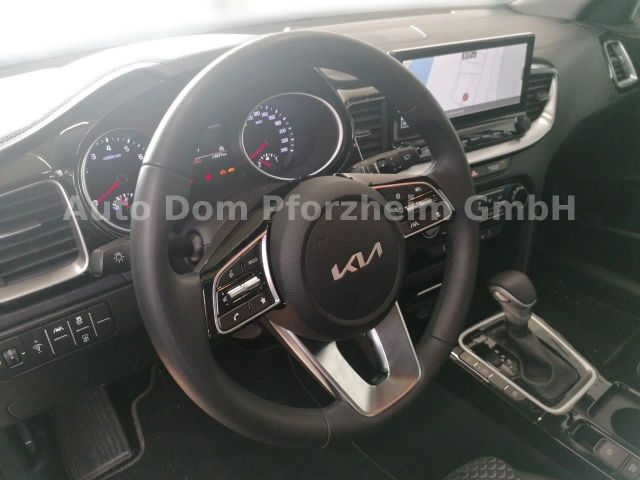 Kia XCeed 1.5 T-GDI DCT Vision + Komfort-Paket/NAVI