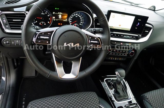 Kia XCeed 1.5 T-GDI DCT Vision + Komfort-Paket/NAVI