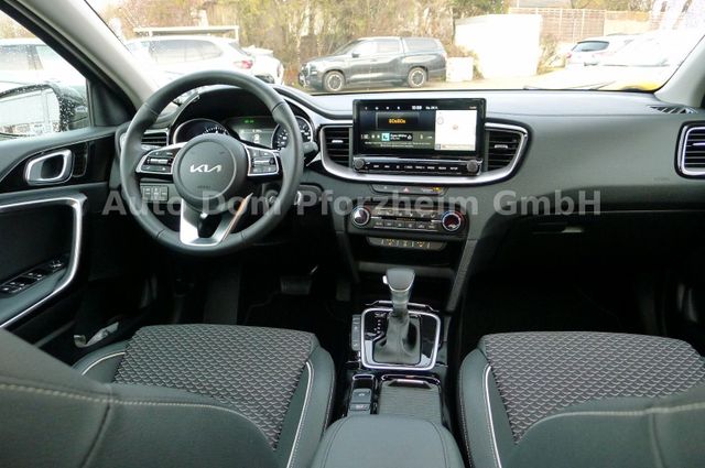 Kia XCeed 1.5 T-GDI DCT Vision + Komfort-Paket/NAVI
