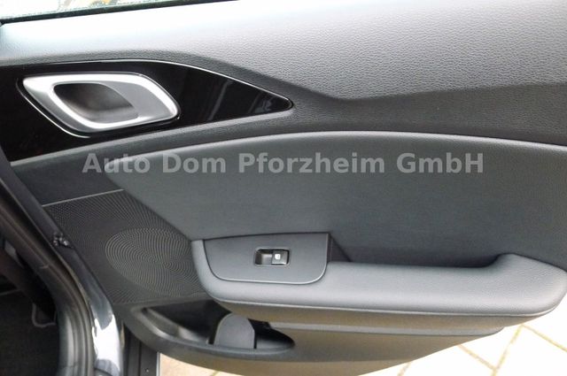Kia XCeed 1.5 T-GDI DCT Vision + Komfort-Paket/NAVI