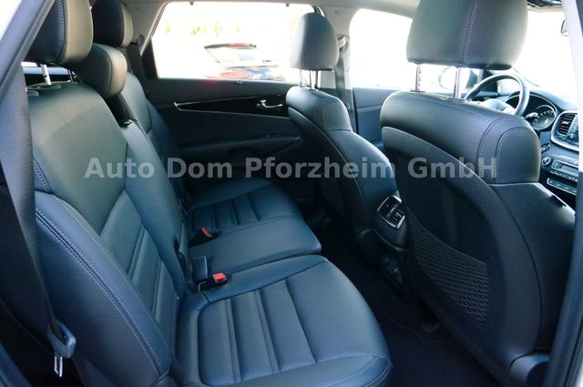 Kia Sorento 2.2 CRDI AWD AT8 HUD/ Platinum/AHK