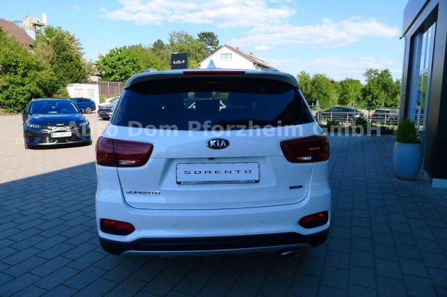 Kia Sorento 2.2 CRDI AWD AT8 HUD/ Platinum/AHK
